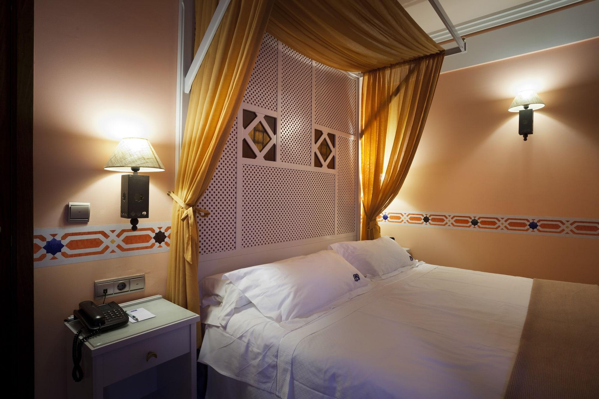 Suites Gran Via 44 Granada Dış mekan fotoğraf