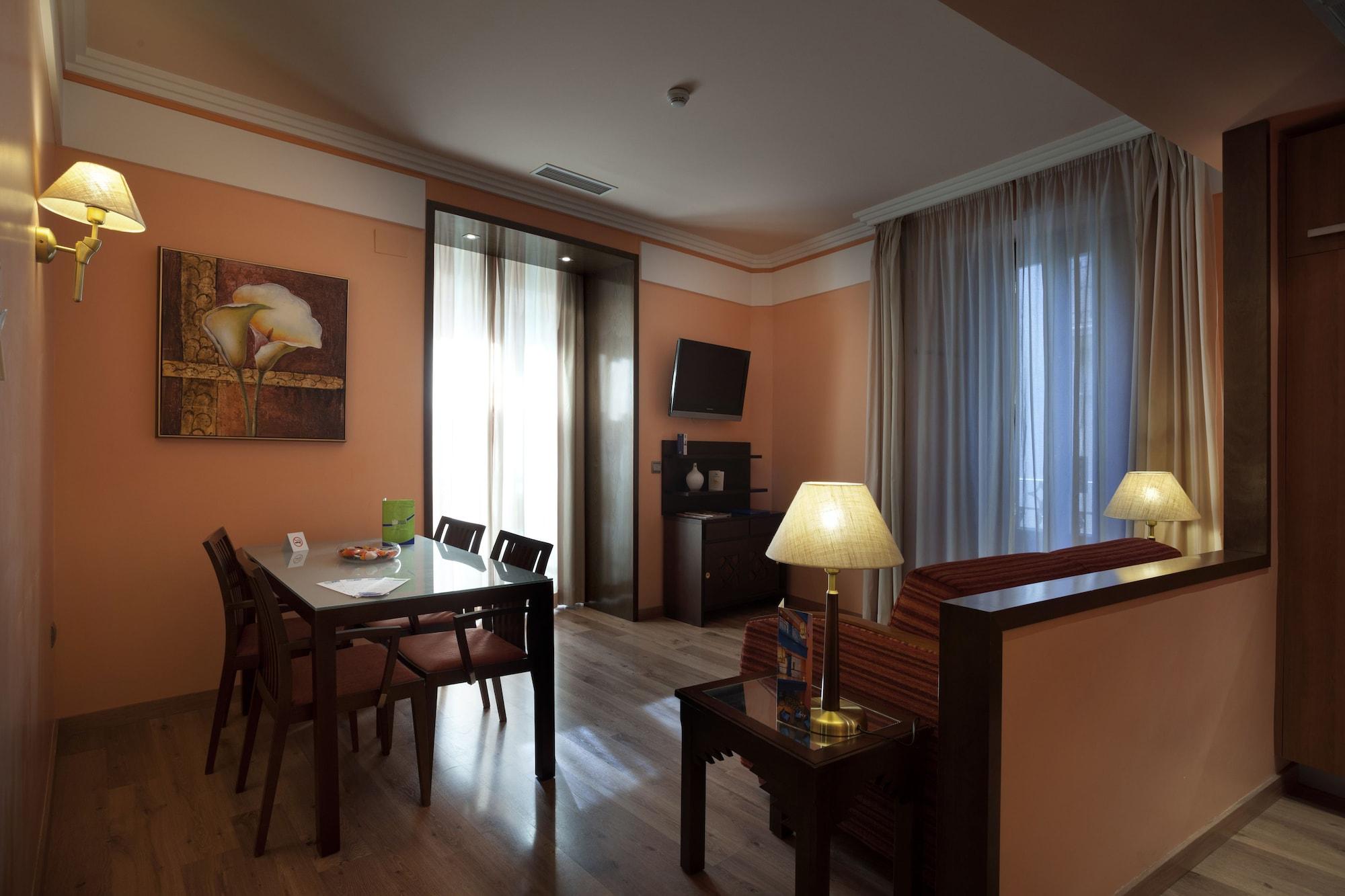 Suites Gran Via 44 Granada Dış mekan fotoğraf