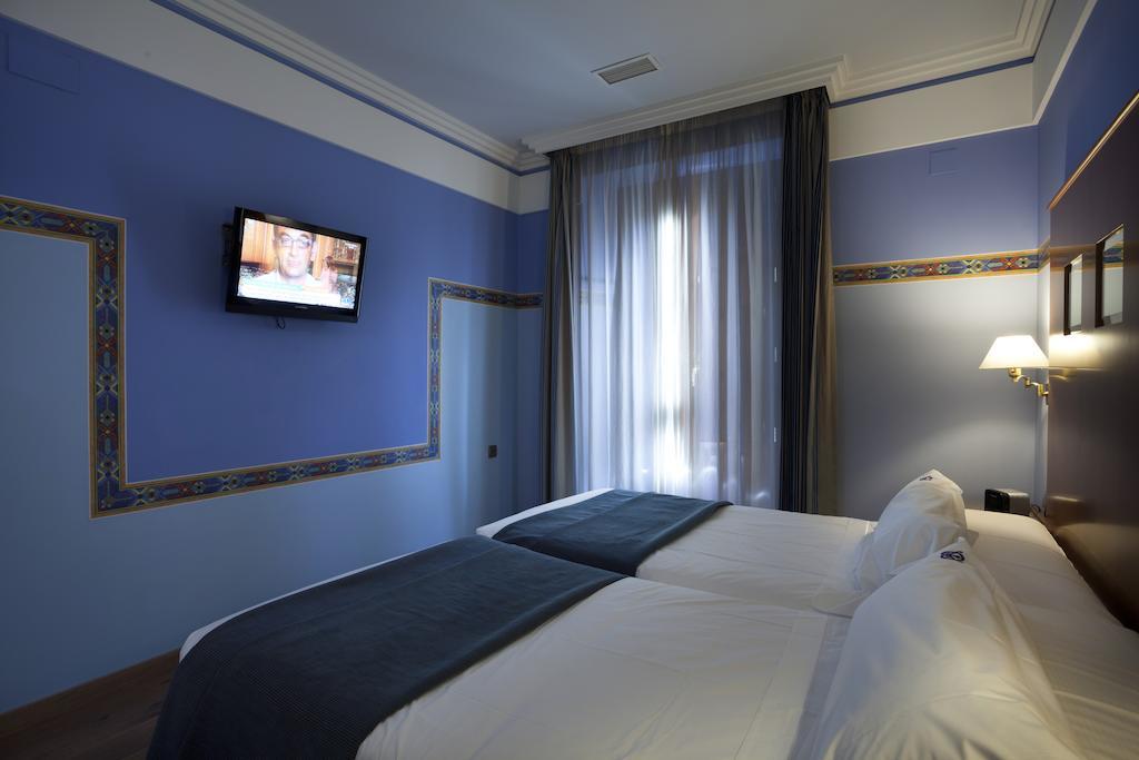 Suites Gran Via 44 Granada Dış mekan fotoğraf