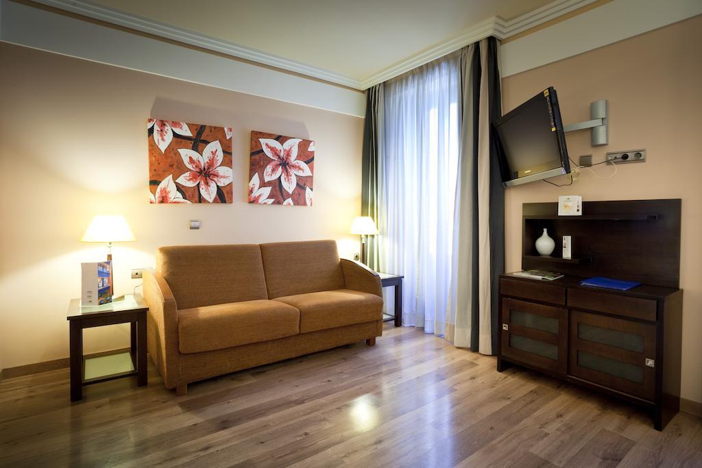 Suites Gran Via 44 Granada Dış mekan fotoğraf