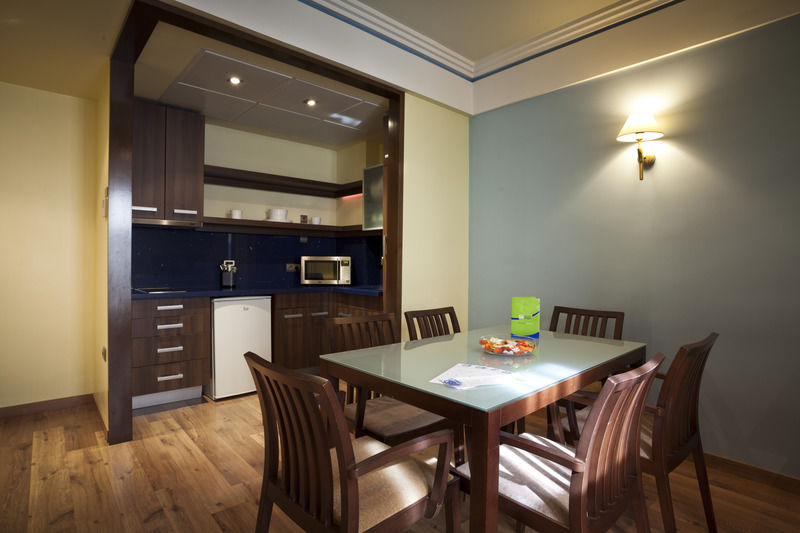 Suites Gran Via 44 Granada Dış mekan fotoğraf