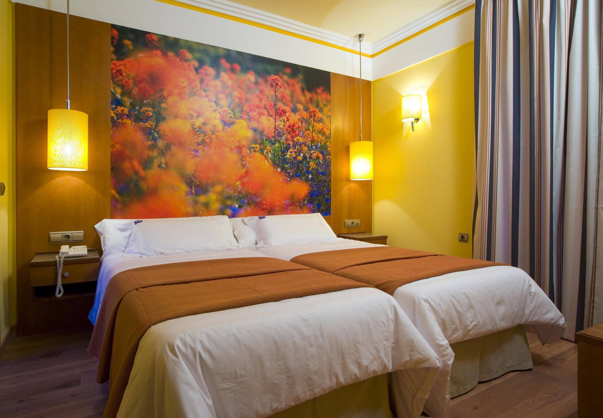 Suites Gran Via 44 Granada Dış mekan fotoğraf