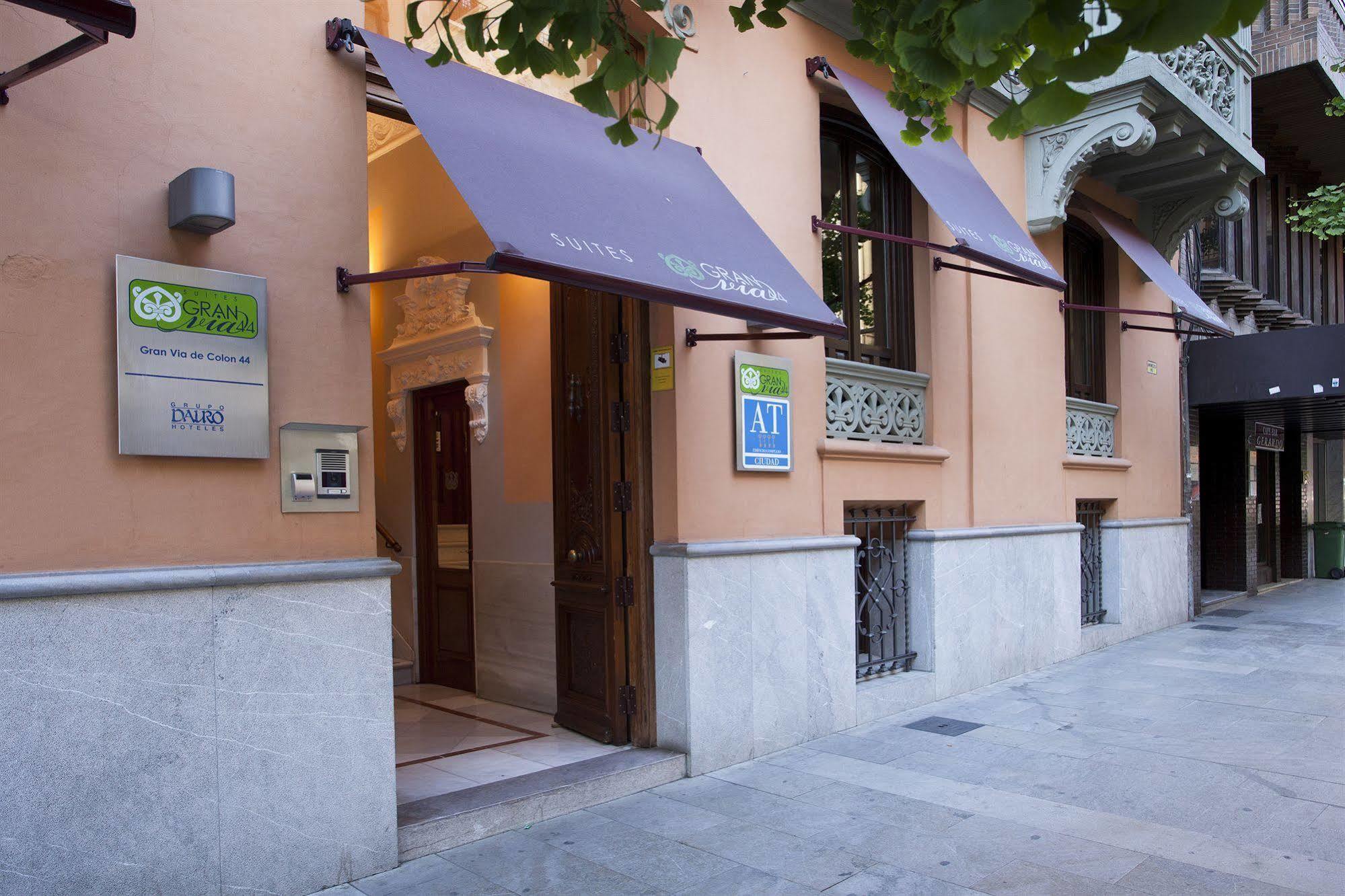 Suites Gran Via 44 Granada Dış mekan fotoğraf